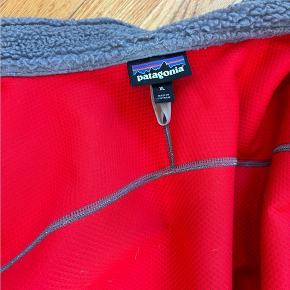 Patagonia Men’s Classic Retro-X Fleece Vest - XL - Picture 3 of 9